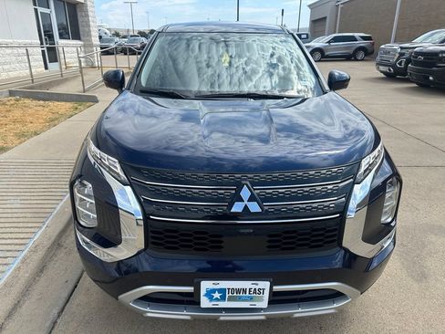 Used 2024 Mitsubishi Outlander SE FWD image 6