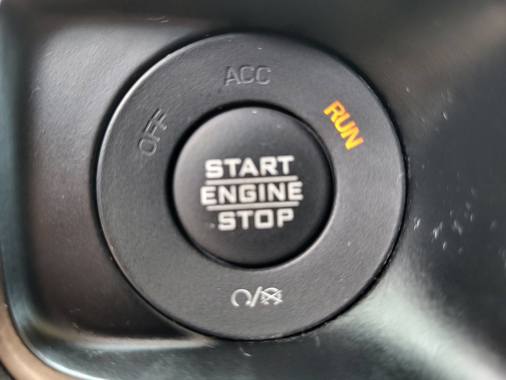 Used 2024 Jeep Wrangler Unlimited Rubicon 4xe AWD/4WD image 24