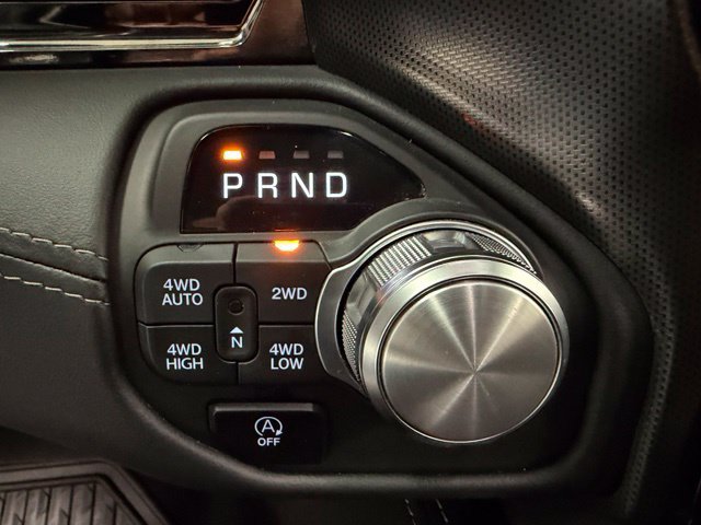 Used 2025 RAM 1500 Limited AWD/4WD image 14