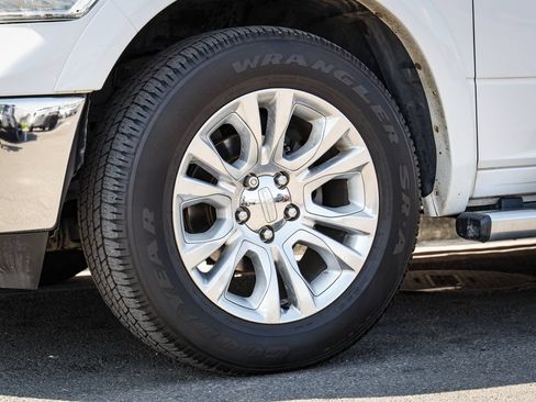 Used 2013 RAM 1500 Laramie Longhorn w/ Convenience Group AWD/4WD image 12