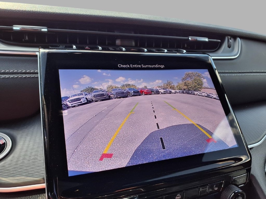 New 2027 Jeep Grand Cherokee Laredo X AWD/4WD image 6