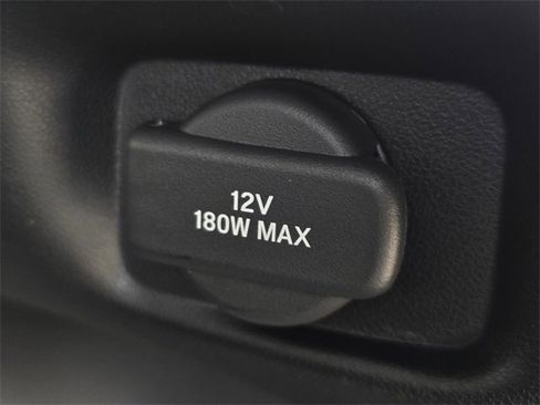 Used 2023 Honda HR-V LX image 10