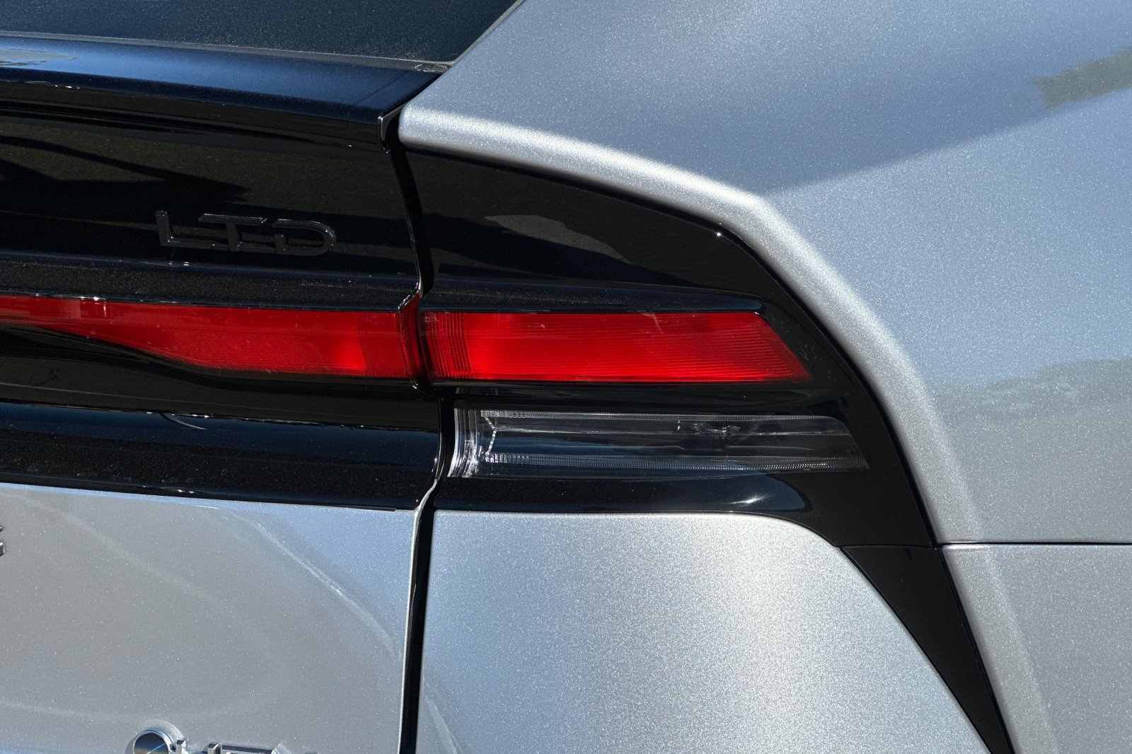 New 2027 Toyota Prius Limited AWD/4WD image 32