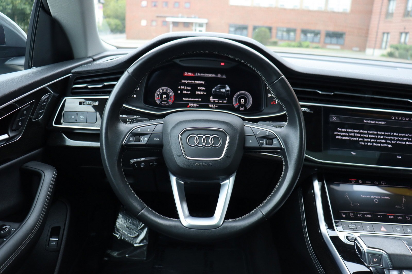 Used 2023 Audi Q8 Premium Plus w/ Premium Plus Package AWD/4WD image 22