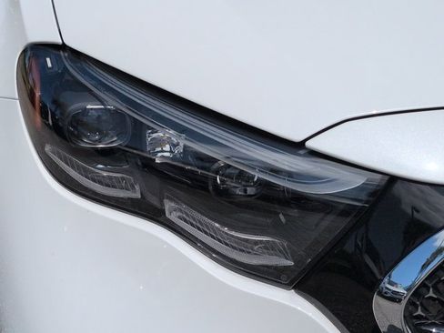 Used 2025 Mercedes-Benz E 350 Sedan image 10