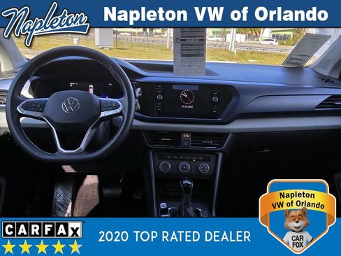Used 2022 Volkswagen Taos SE image 13