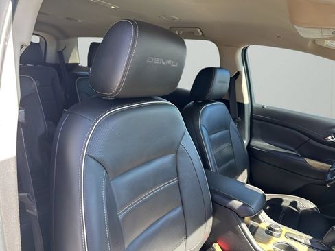 Used 2019 GMC Acadia Denali w/ LPO, Floor Liner Package FWD image 16