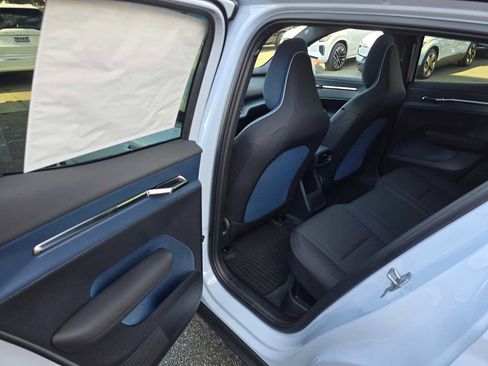 New 2026 Volvo EX30 Plus image 15