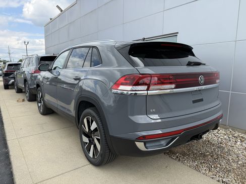 New 2026 Volkswagen Atlas Cross Sport SE AWD/4WD image 5