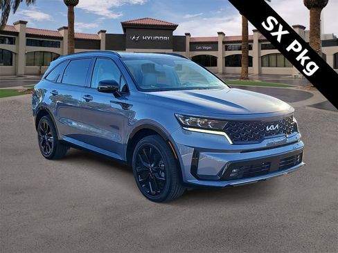 Used 2022 Kia Sorento SX image 2
