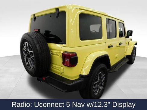 Used 2024 Jeep Wrangler Sahara w/ Technology Group image 17