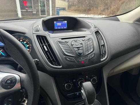 Used 2014 Ford Escape SE image 18