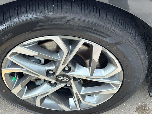 Used 2023 Hyundai Sonata SEL FWD image 12