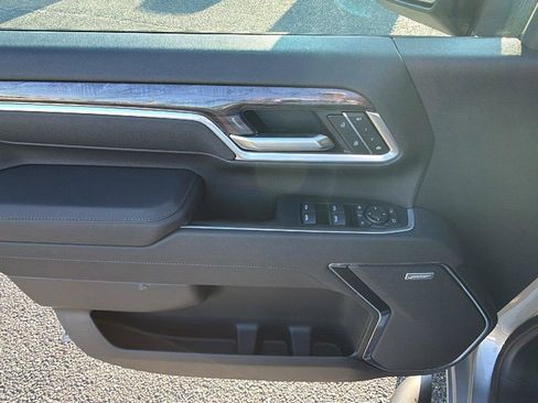 New 2026 Chevrolet Silverado 2500 LTZ w/ LTZ Plus Package AWD/4WD image 15
