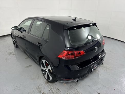 Used 2015 Volkswagen GTI SE image 28