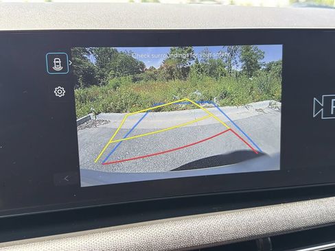 Used 2025 Hyundai Tucson SEL FWD image 24