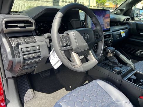 New 2026 Toyota 4Runner 4WD image 12