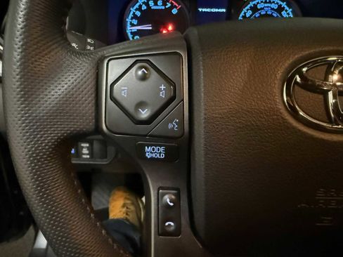 Certified 2023 Toyota Tacoma TRD Sport image 29