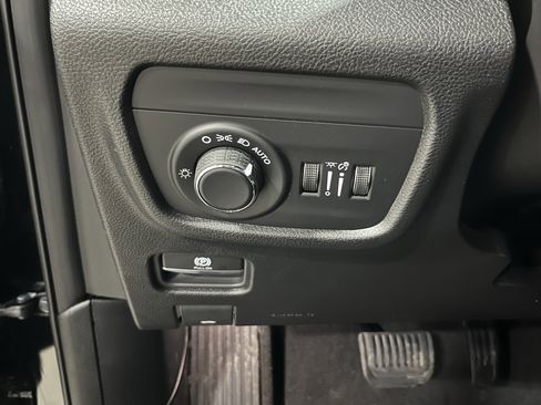 New 2026 Jeep Grand Cherokee Laredo X AWD/4WD image 23