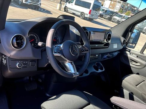 New 2026 Mercedes-Benz Sprinter 2500 image 8