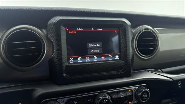 Used 2023 Jeep Wrangler Unlimited Sport AWD/4WD image 34