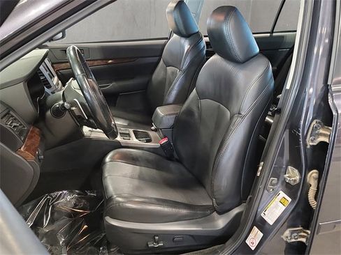Used 2013 Subaru Legacy 2.5i Limited image 23