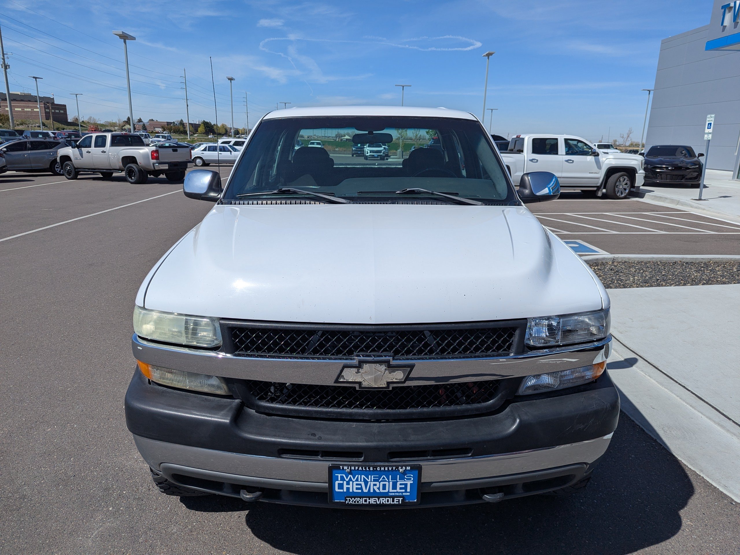 Used 2002 Chevrolet Silverado 2500 LS w/ Off-Road Skid Plate Pkg AWD/4WD image 5