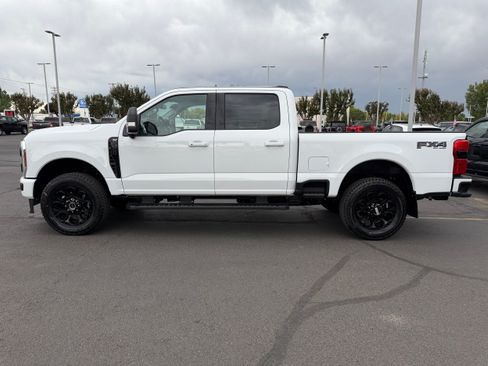 New 2026 Ford F350 XLT w/ XLT Premium Package AWD/4WD image 6