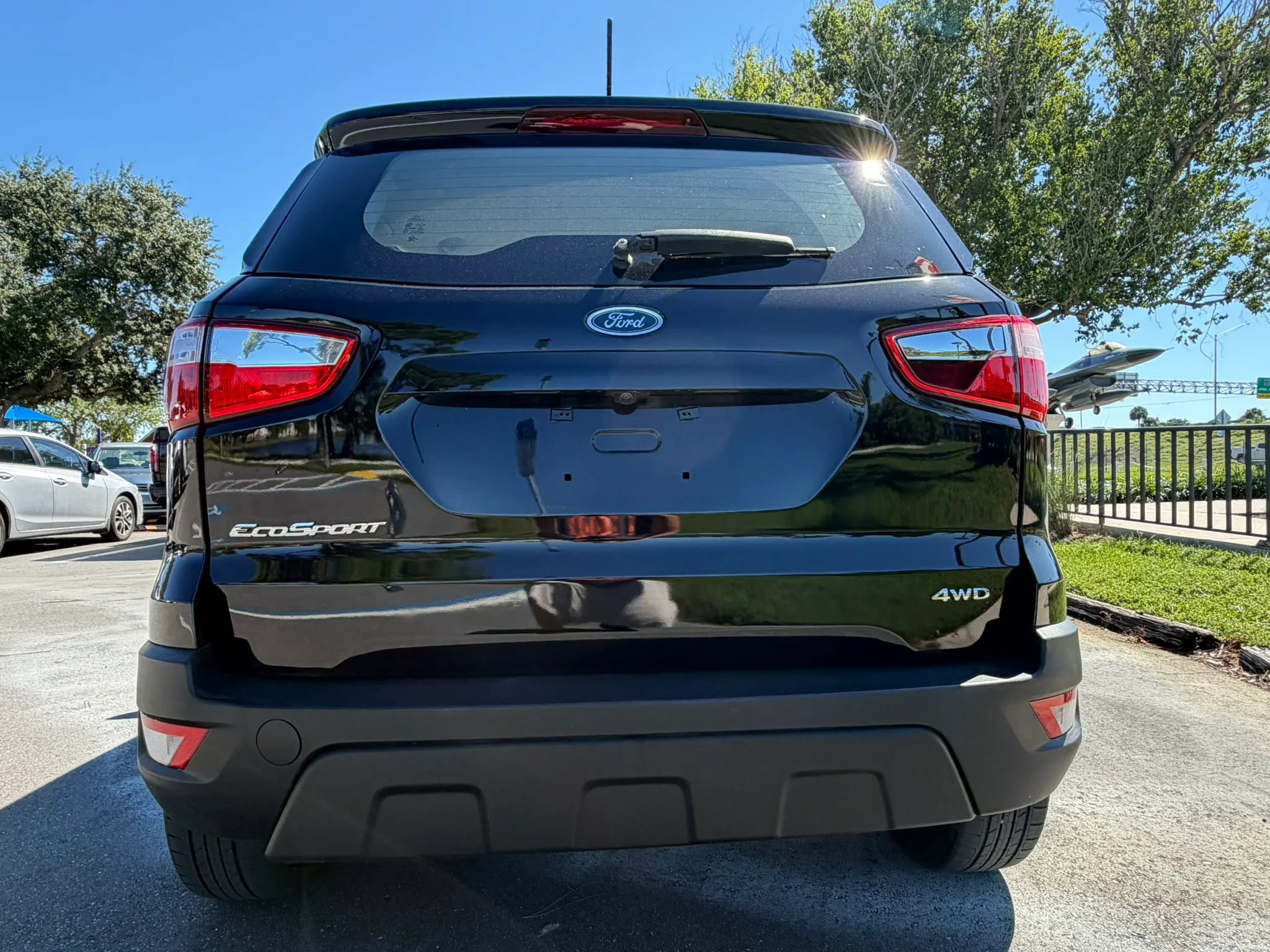 Used 2020 Ford EcoSport S AWD/4WD image 4