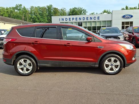 Used 2015 Ford Escape SE AWD/4WD image 12