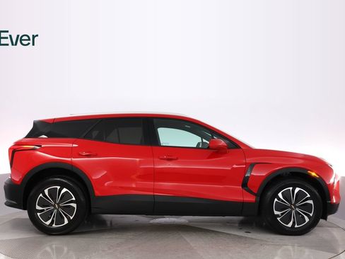 Used 2024 Chevrolet Blazer EV LT AWD/4WD image 13