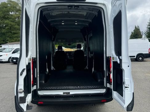 Used 2022 Ford Transit 250 148 High Roof AWD w/ Load Area Protection Package image 10