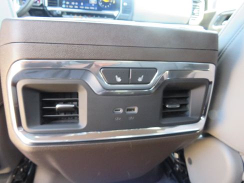 Used 2024 Chevrolet Silverado 1500 LTZ AWD/4WD image 9
