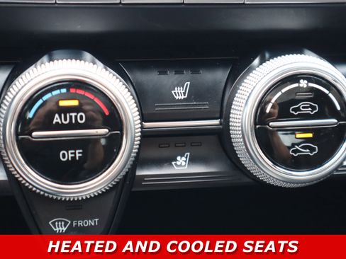 Used 2019 Genesis G70 3.3T Advanced w/ Sport Package image 23