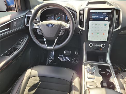 Used 2024 Ford Edge ST-Line image 8