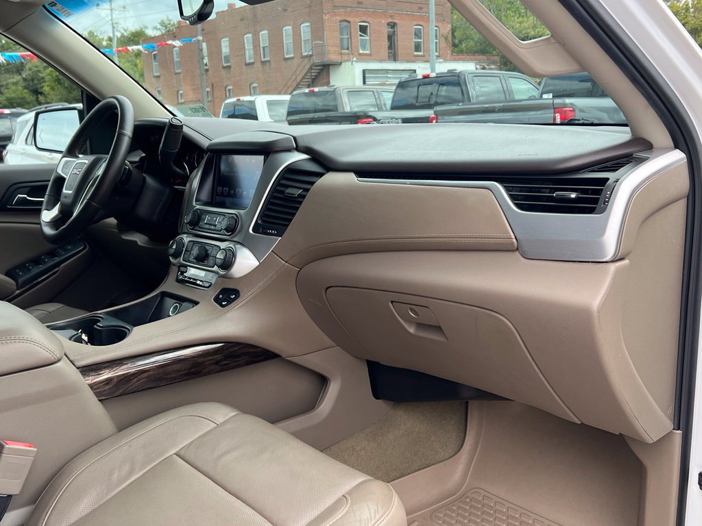Used 2016 GMC Yukon SLT w/ Open Road Package AWD/4WD image 22