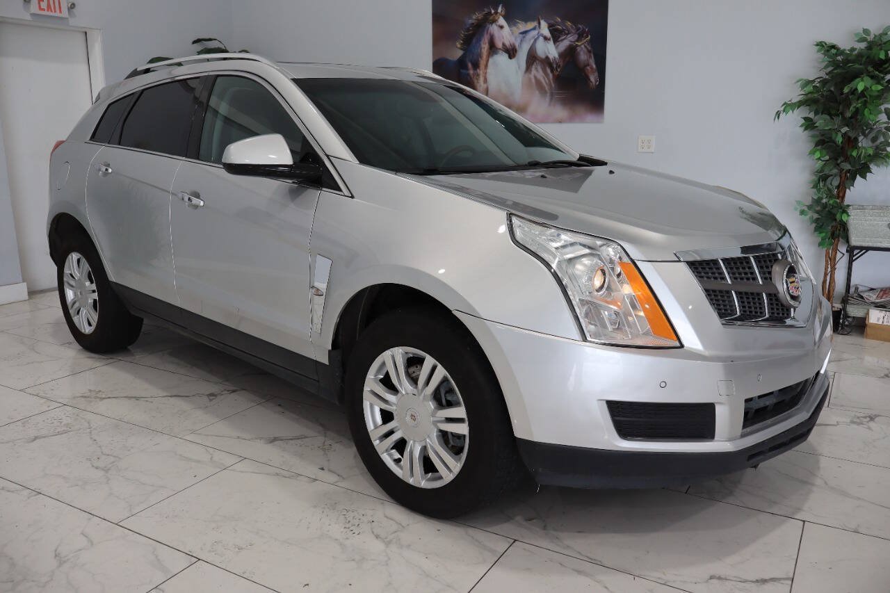 Used 2010 Cadillac SRX Luxury AWD/4WD image 2