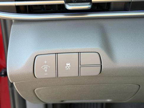 Used 2024 Hyundai Elantra SEL w/ Convenience Package FWD image 17