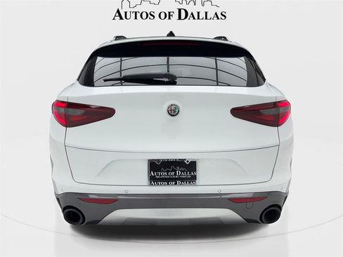 Used 2022 Alfa Romeo Stelvio Ti image 9