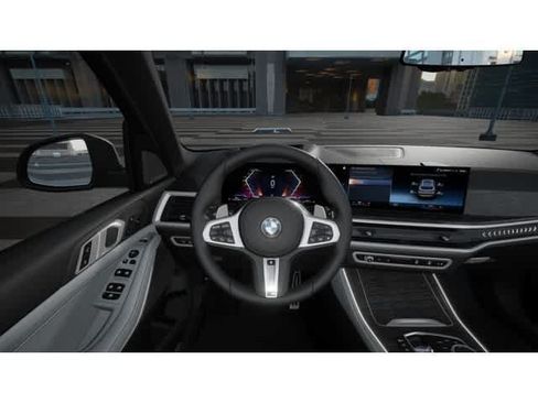 Used 2026 BMW X5 sDrive40i w/ Executive Package RWD image 13