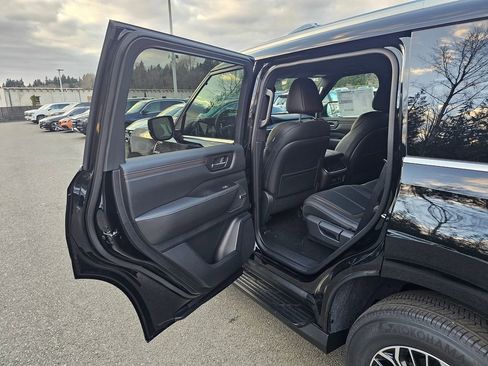 New 2026 Nissan Armada SL image 20