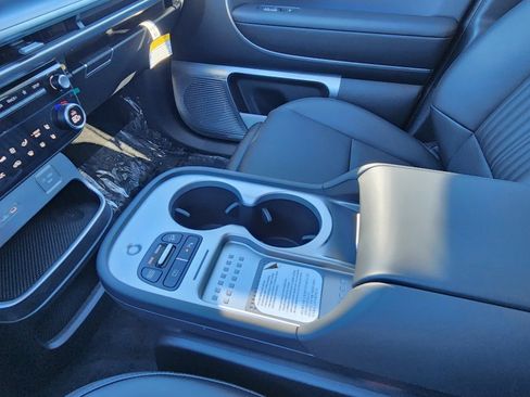 New 2026 Hyundai Ioniq 9 Calligraphy image 24