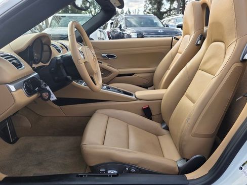 Used 2013 Porsche Boxster image 11