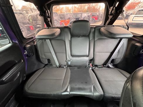 Used 2023 Jeep Wrangler Freedom Edition image 27