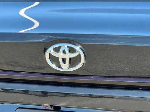 Certified 2025 Toyota Corolla LE FWD image 29