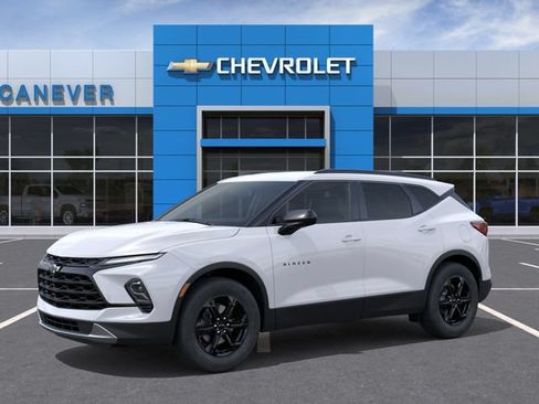 New 2026 Chevrolet Blazer LT AWD/4WD image 3