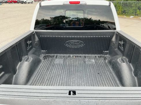 Used 2019 Ford F150 Lariat w/ Equipment Group 502A Luxury AWD/4WD image 13