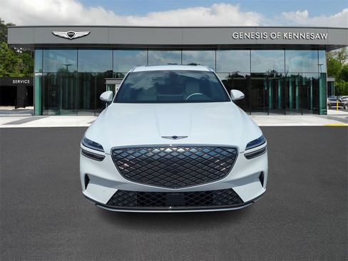 Used 2025 Genesis Electrified GV70 Advanced image 2