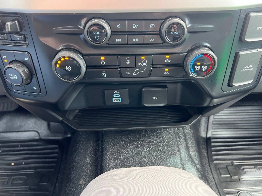 Used 2024 Ford F350 XL AWD/4WD image 30