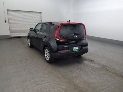 Used 2021 Kia Soul LX FWD image 5